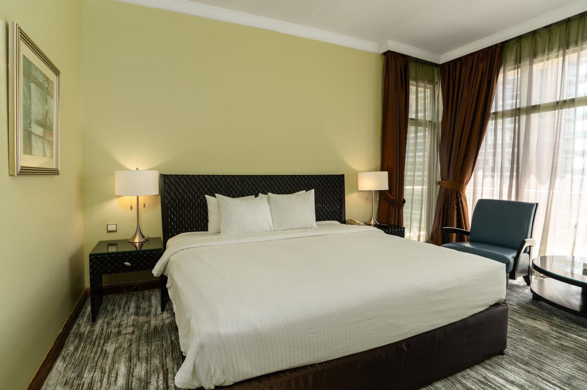 Oryx Hotel Abu Dhabi Bagian luar foto